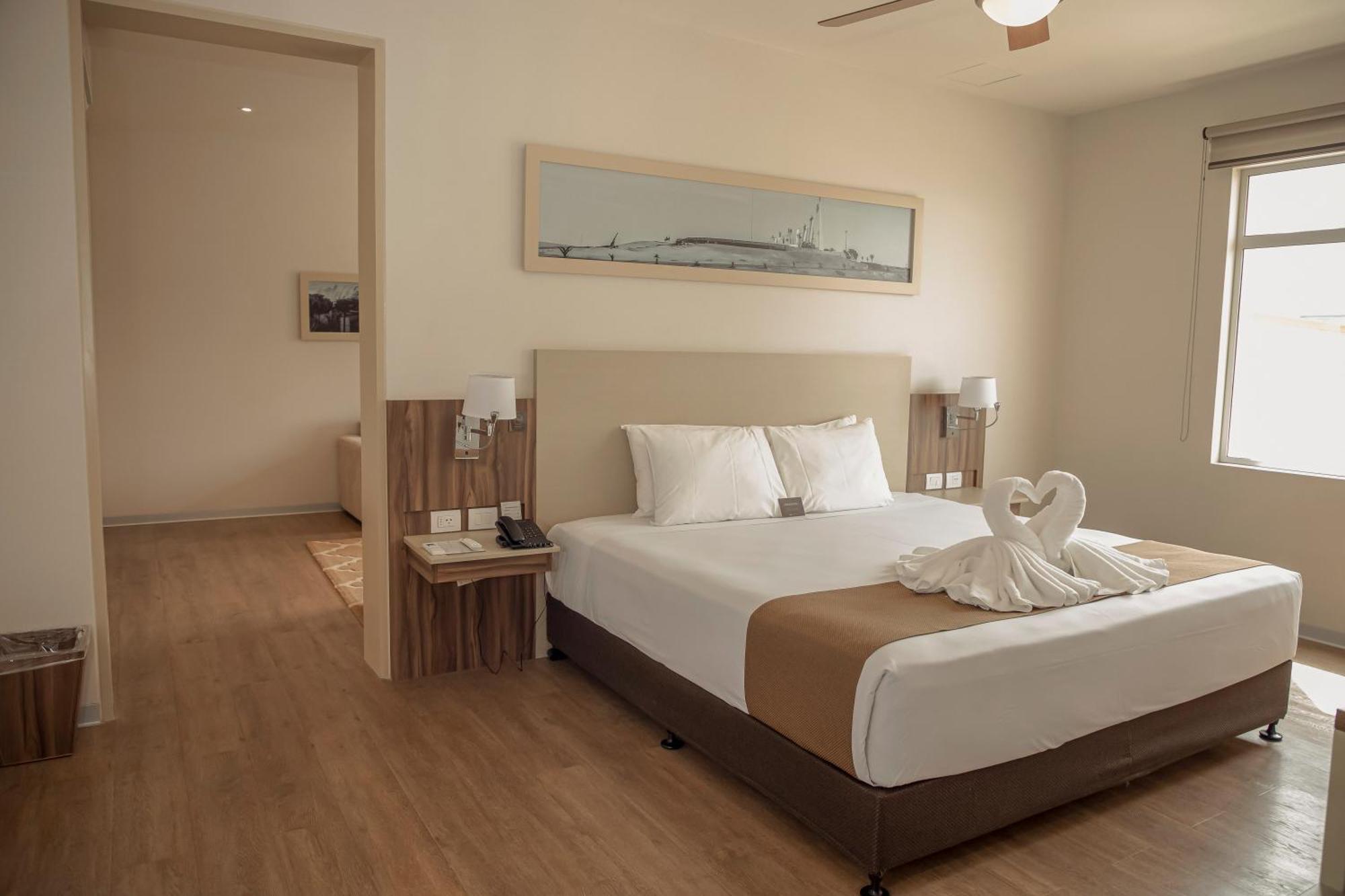 Dm Hoteles Tacna Exterior photo