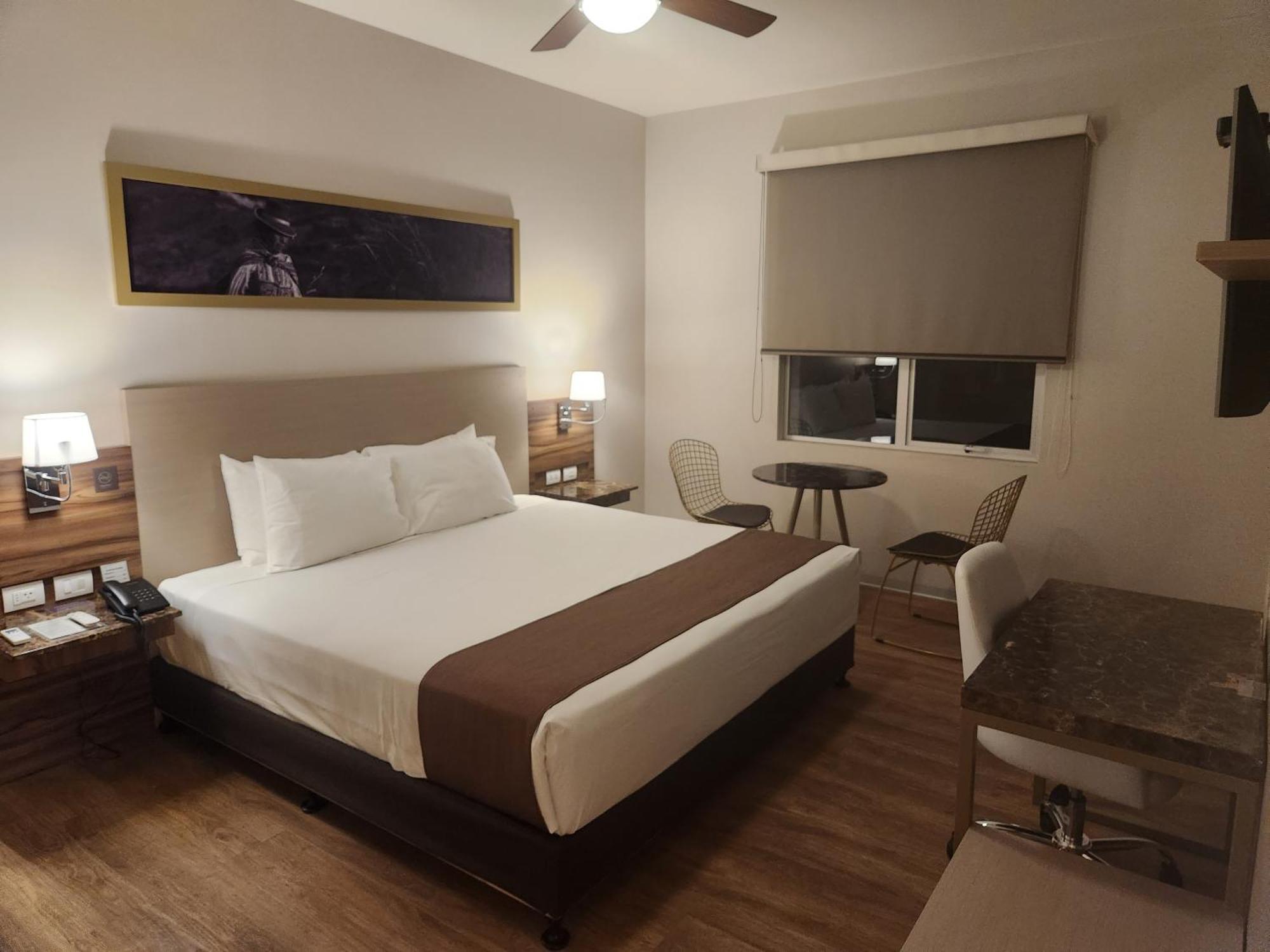 Dm Hoteles Tacna Exterior photo