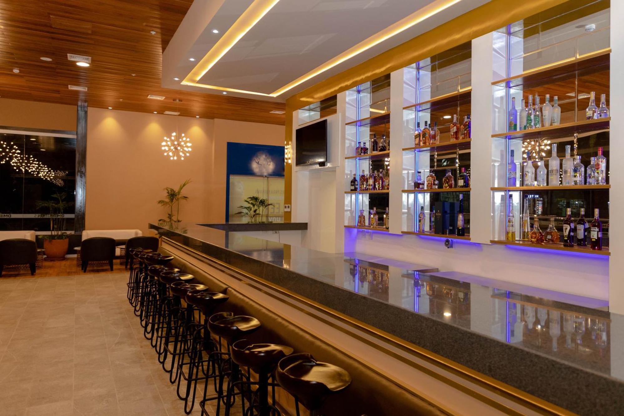 Dm Hoteles Tacna Exterior photo